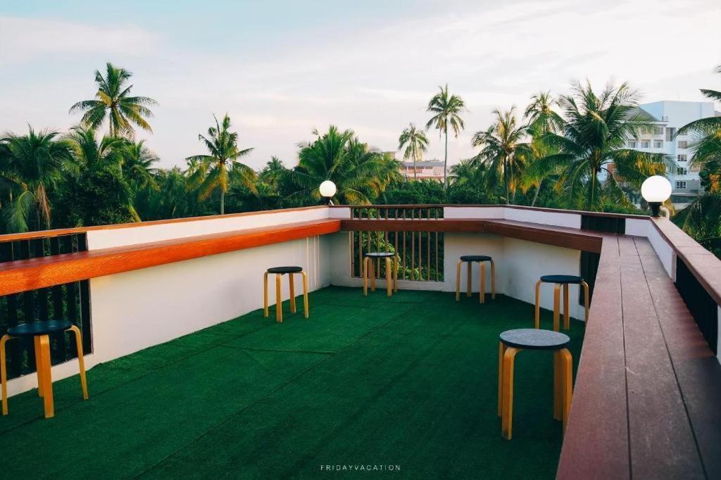 Sleepbox Hostel Suratthani Surat Thani Buitenkant foto